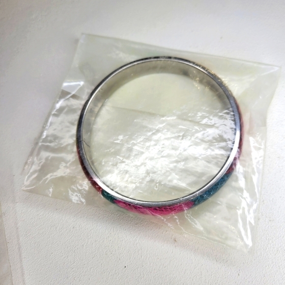 Acrylic/Metal Colorful Snake Print Bangle Bracelet - Picture 6 of 6